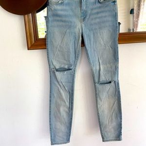 7 FOR ALL MANKIND Sexy Distressed Ripped Behind,  Stretch, Ankle Skinny Denim!
